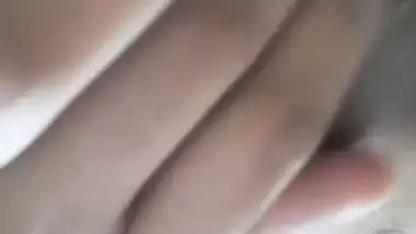 Desi girl self shot naked pussy rubbing and boobs show
