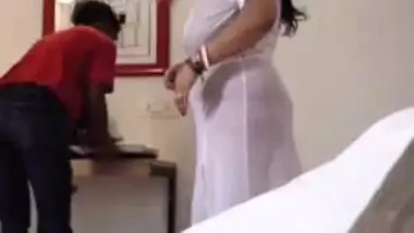 Desi rich bitch welcomes XXX servant in a very sex appealing dress