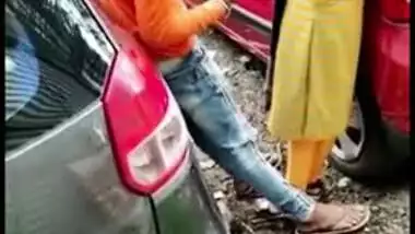 Girl caught making out with lover outdoor by car in Desi mms video