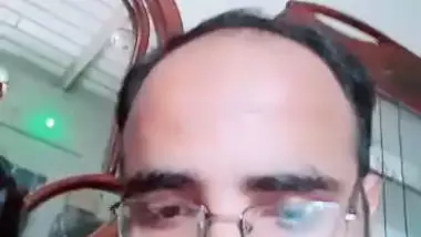 Paki bhabhi boob sucking by lover sex affair viral MMS