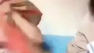 Pathan fucks his neighbor’s wife in Pakistani sex MMS