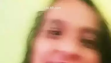 Busty aunty stripping nighty and nude show