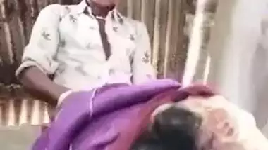 Adivasi Desi XXX whore gets fucked in doggy style outdoors MMS