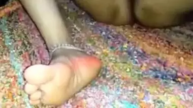 Indian female gives blowjob and gets bonked in self-made porn video