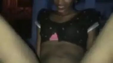 Amateur XXX agent fucks Desi actress at the casting for an MMS video